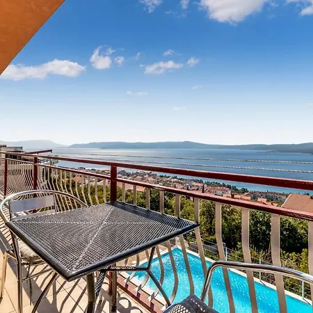 3 Bedroom Nice In *