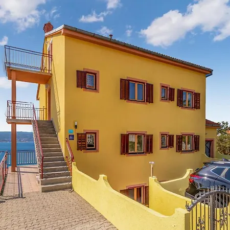 Apartment 3 Bedroom Nice In